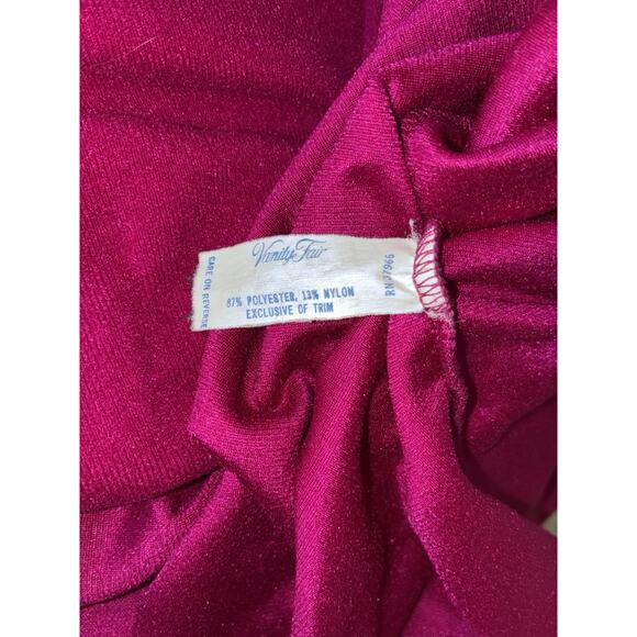 Vanity Fair Night Robe House Coat L Fuchsia Velour Snap Closure Granny Core - Picture 8 of 10